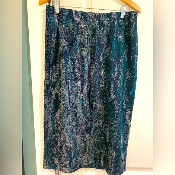 Additional Elle sparkly skirt and crop top two piece set. Never worn. Size 14 - Picture 2 of 6